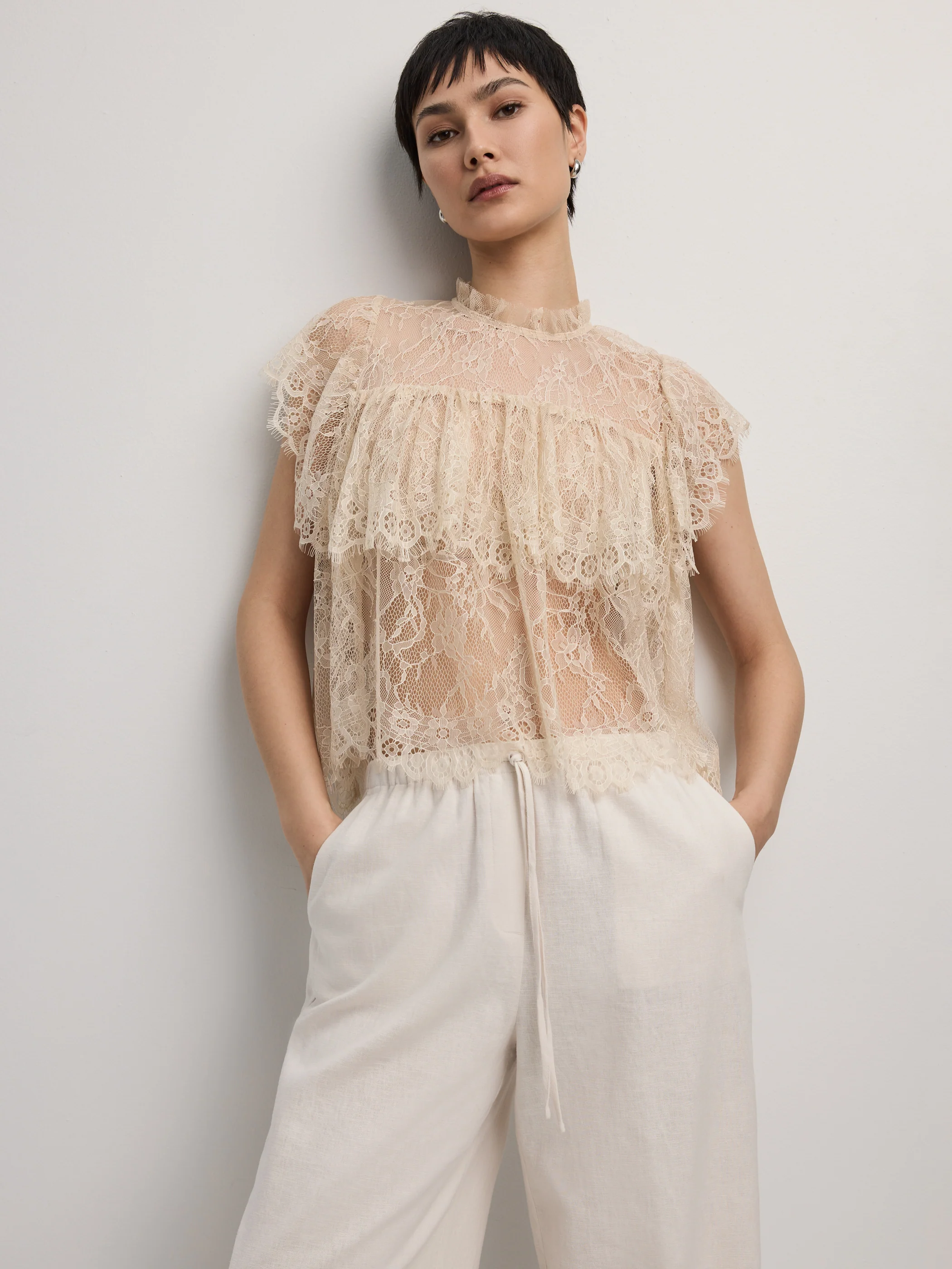 Extended-Sleeve Lace Blouse - Image 4