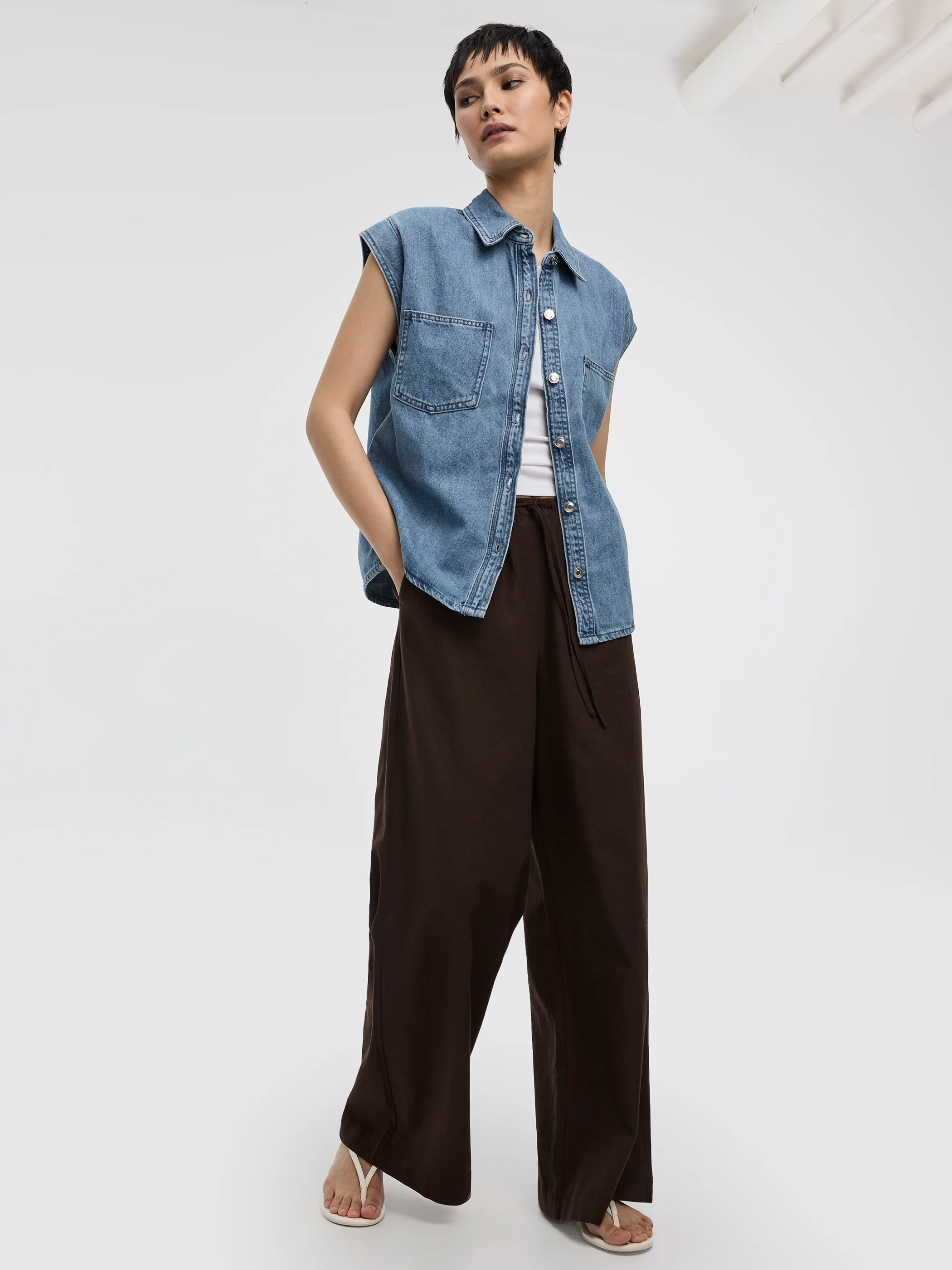 Extended-Sleeve Denim Shirt - Image 4
