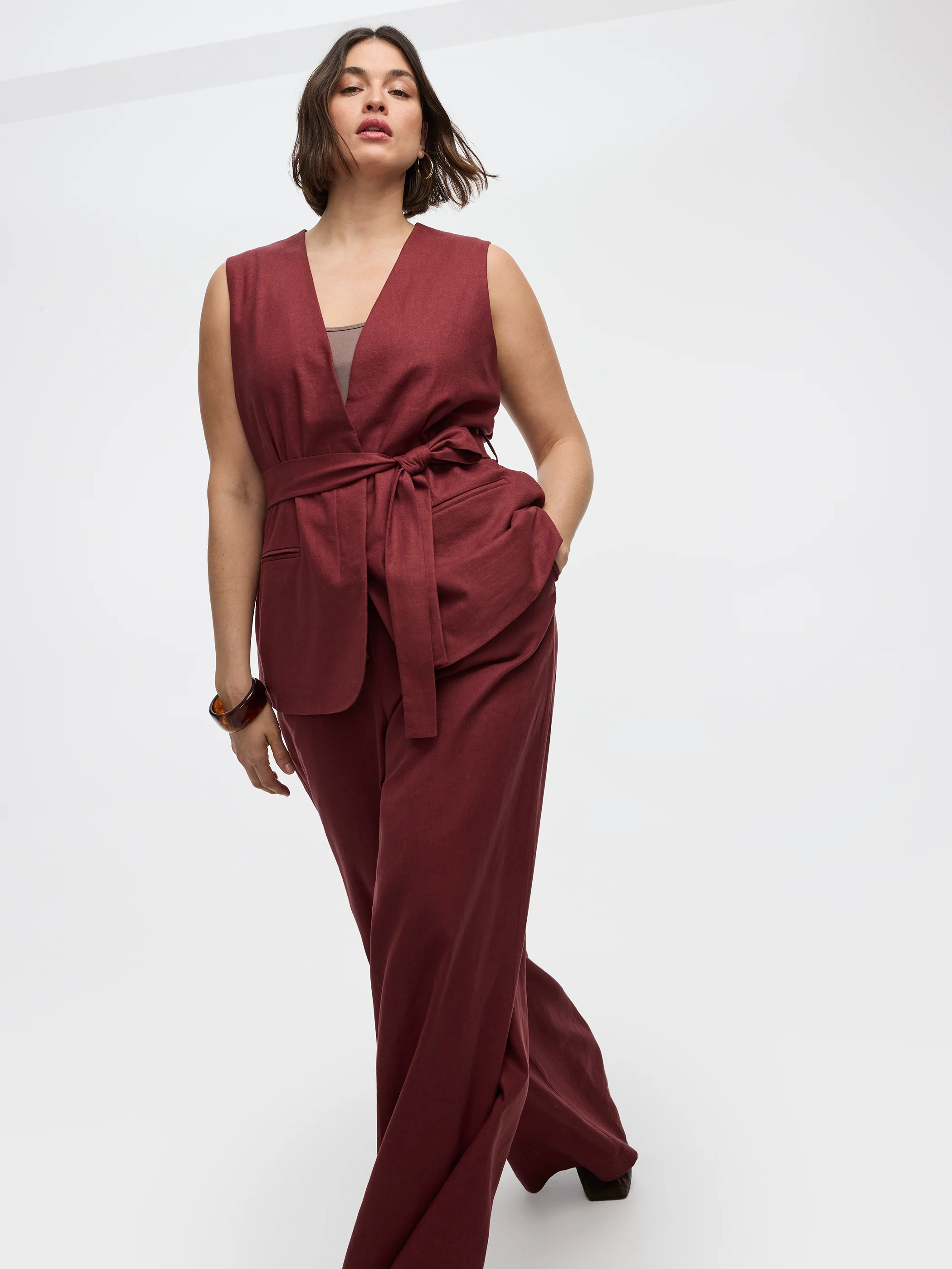 Sleeveless Belted Blazer - Image 3