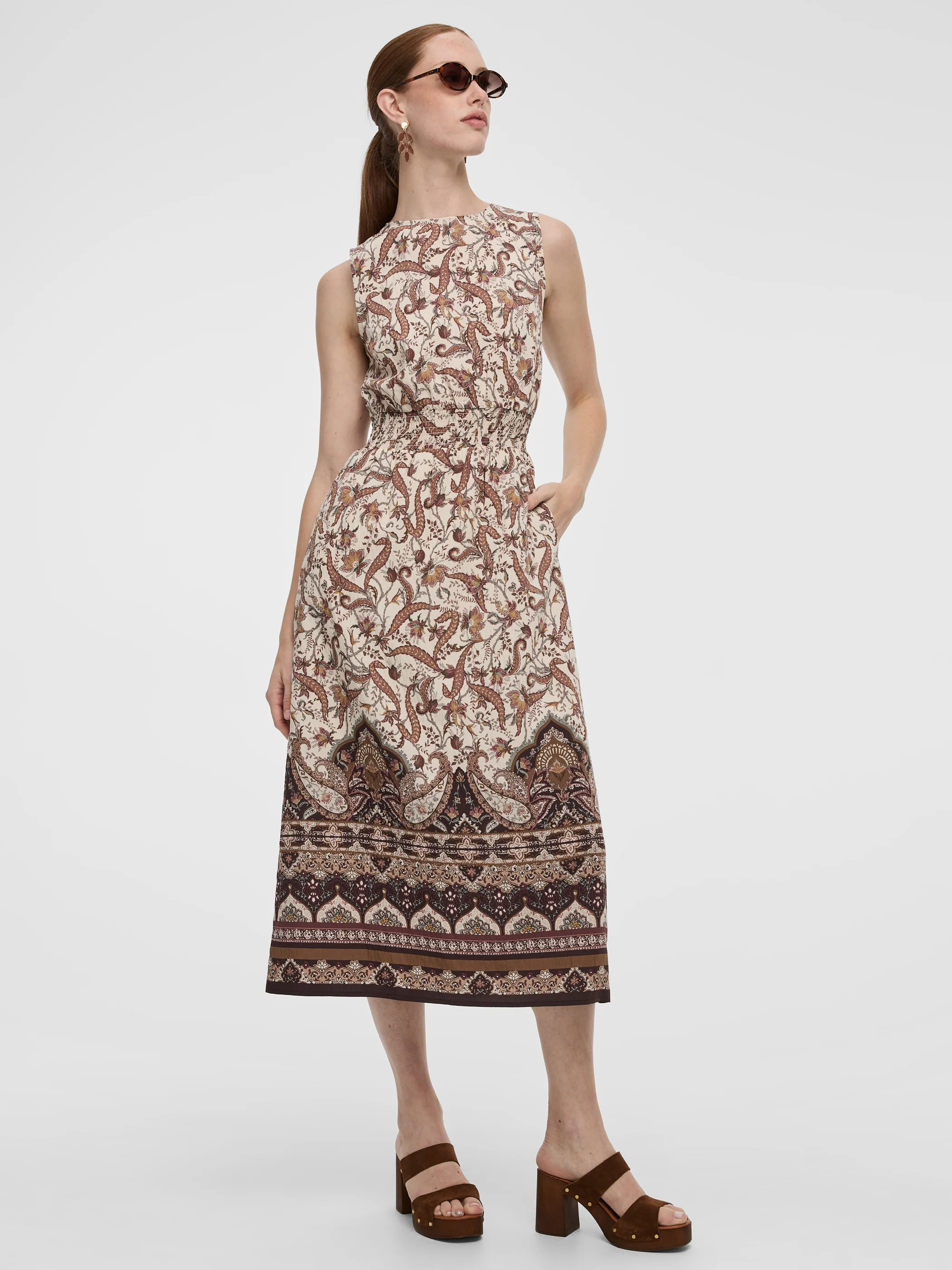 Sleeveless Crew-Neck Maxi Dress - Image 4
