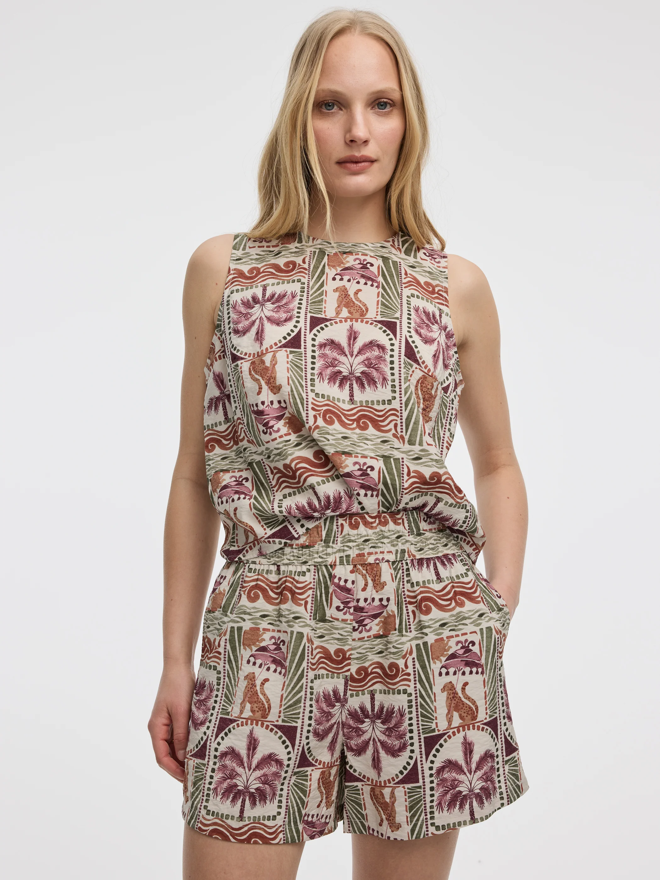 Crew-Neck Tank - Image 13