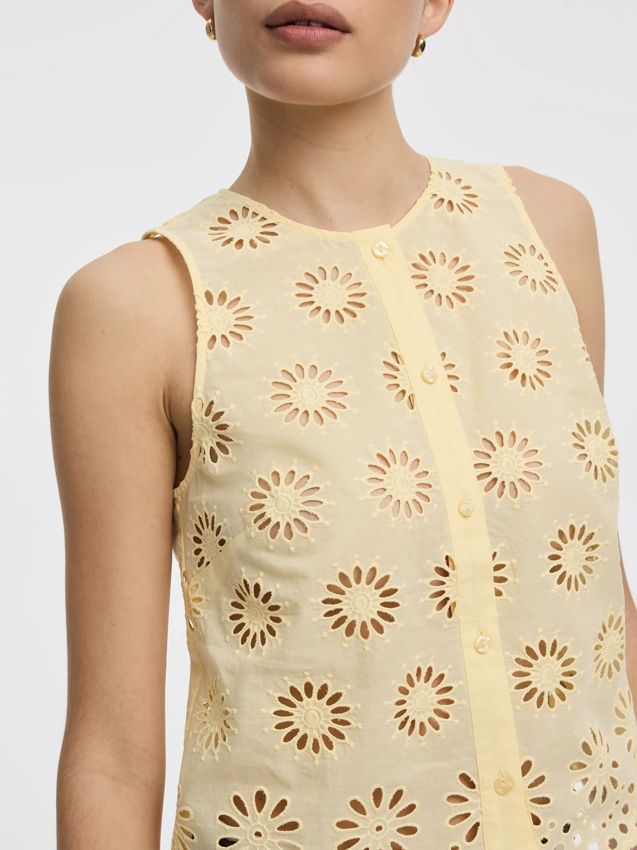 Crew-Neck Buttoned Tank with Eyelets - Image 6