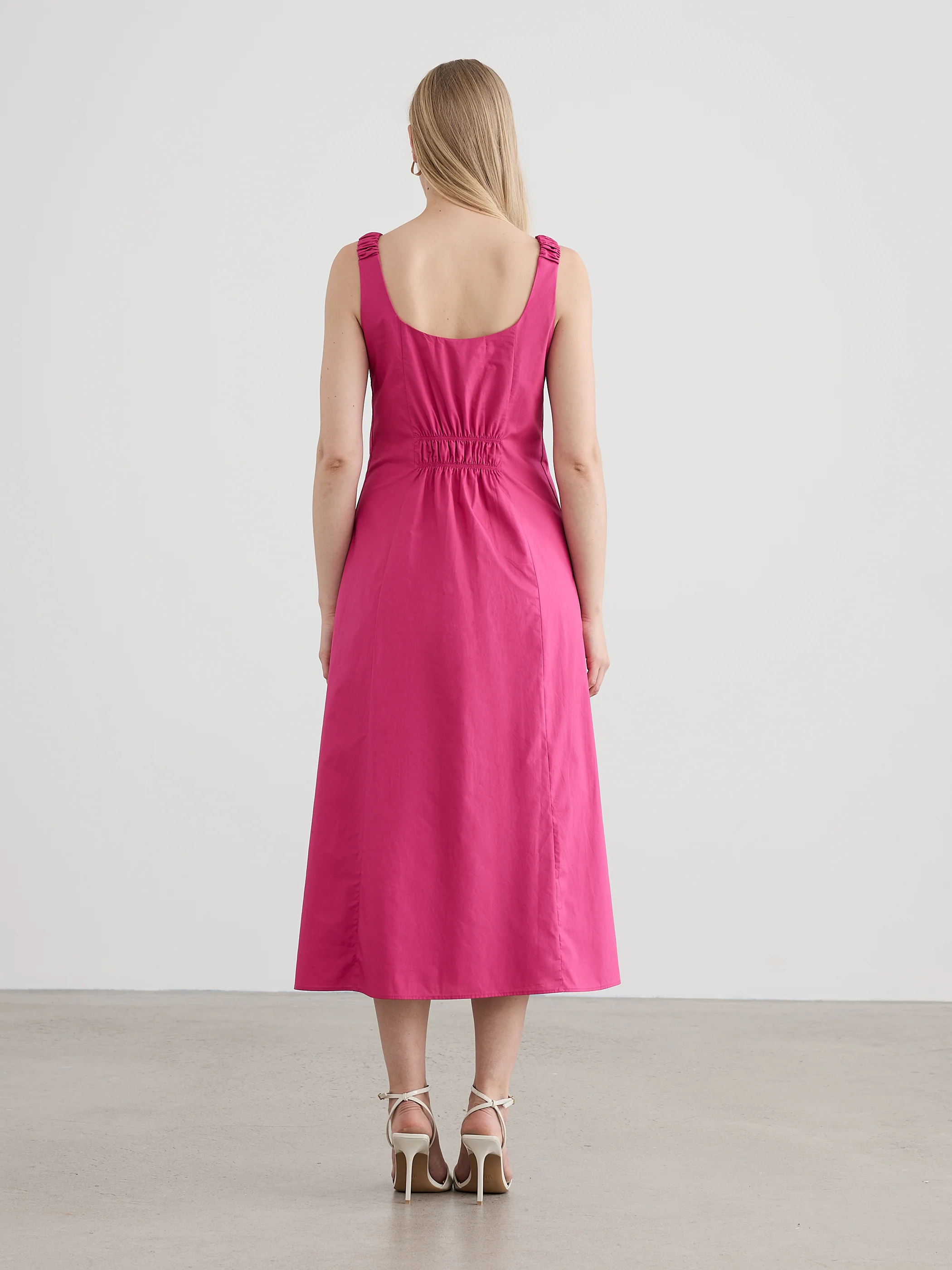 Sleeveless Boat-Neck Maxi Dress - Image 3