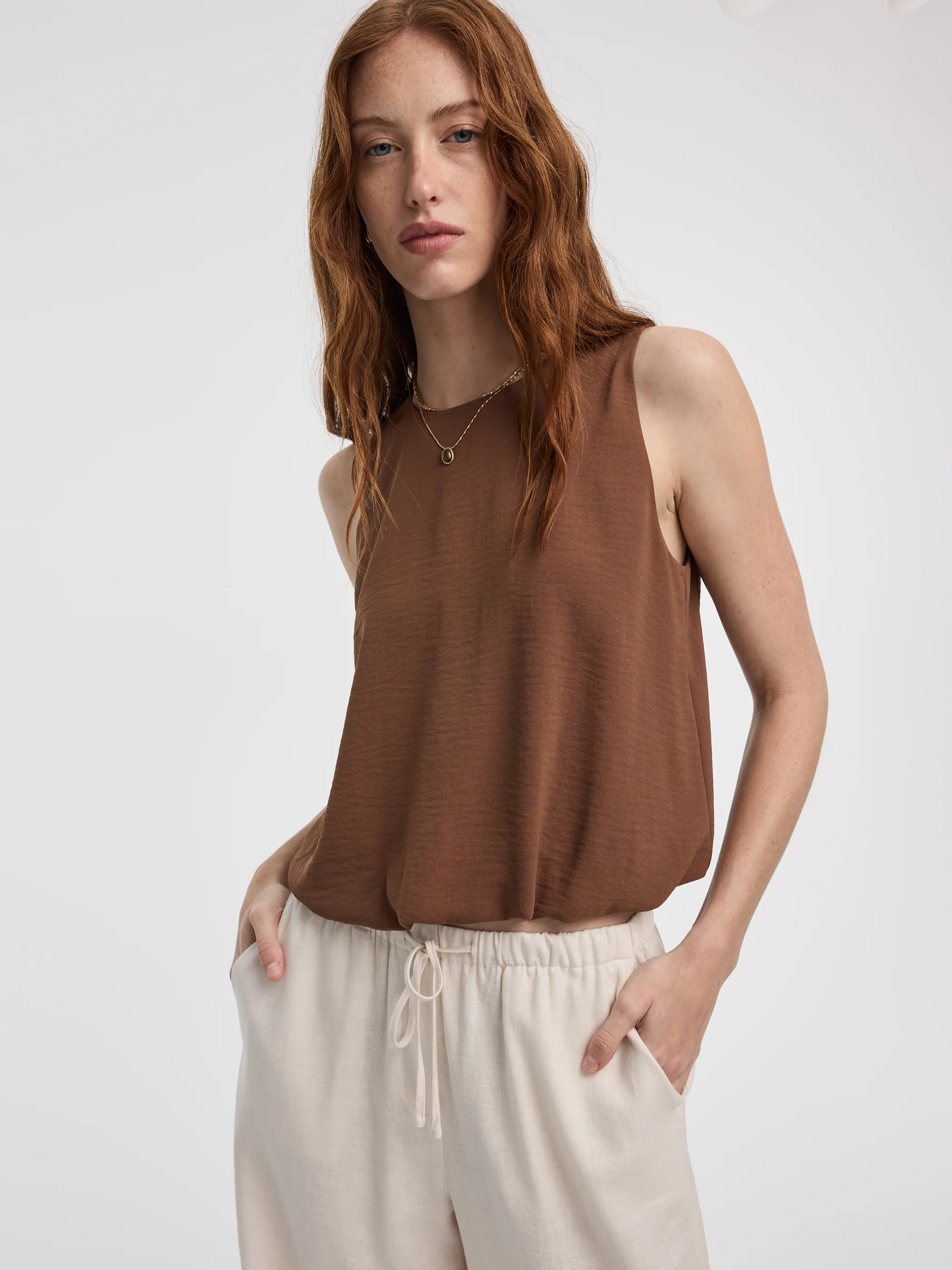 Crew-Neck Tank with Bubble Hem - Image 12