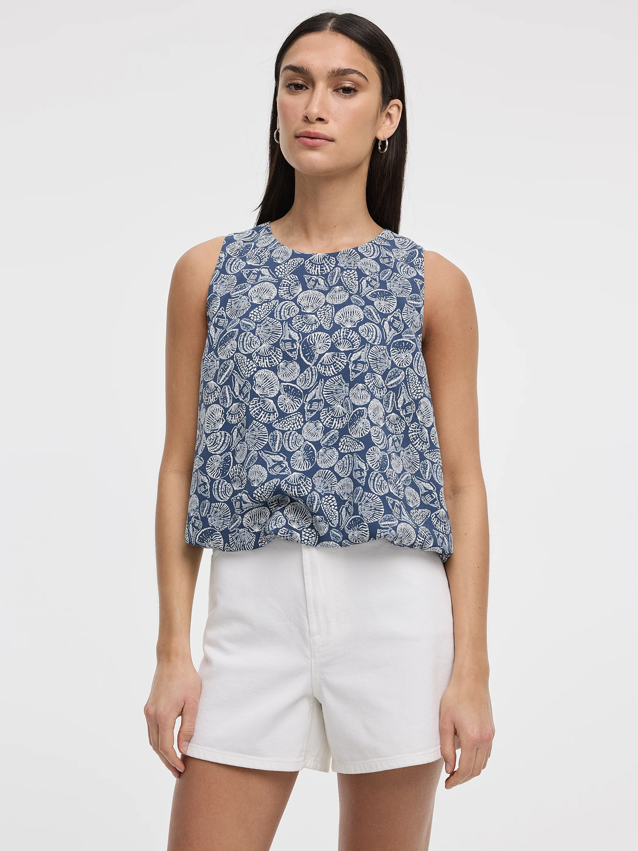 Crew-Neck Tank with Bubble Hem - Image 13