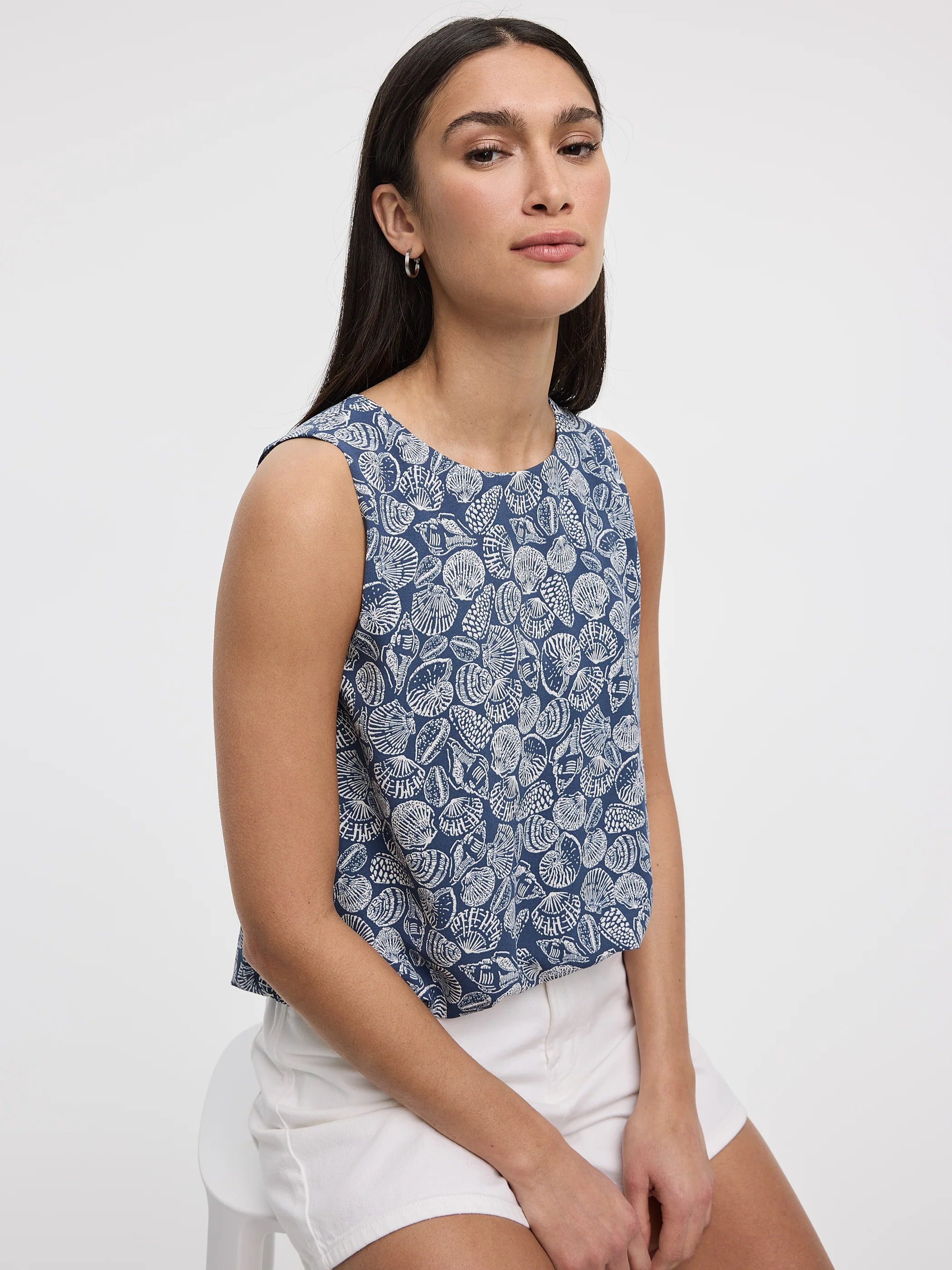 Crew-Neck Tank with Bubble Hem - Image 16