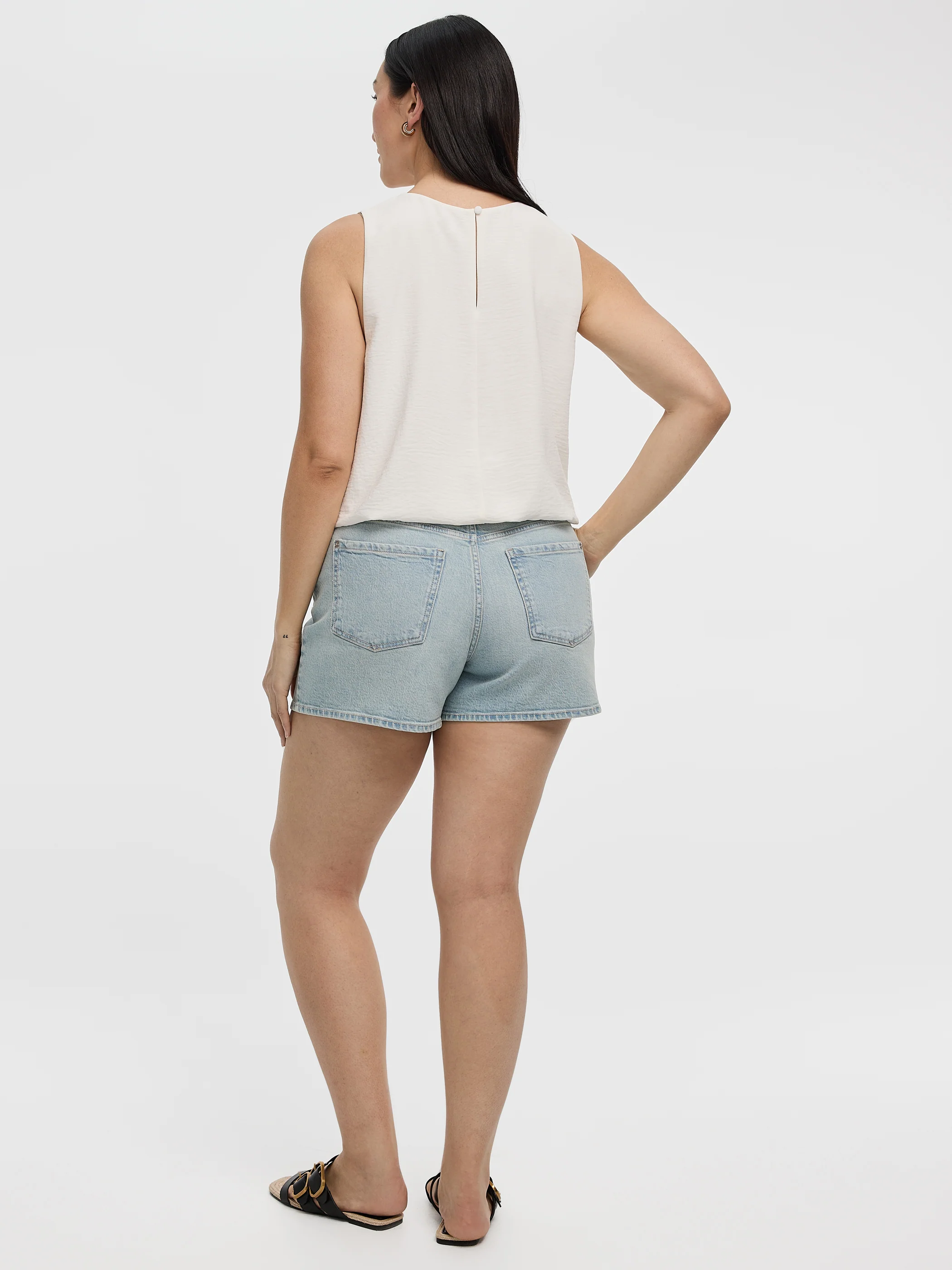 Crew-Neck Tank with Bubble Hem - Image 3