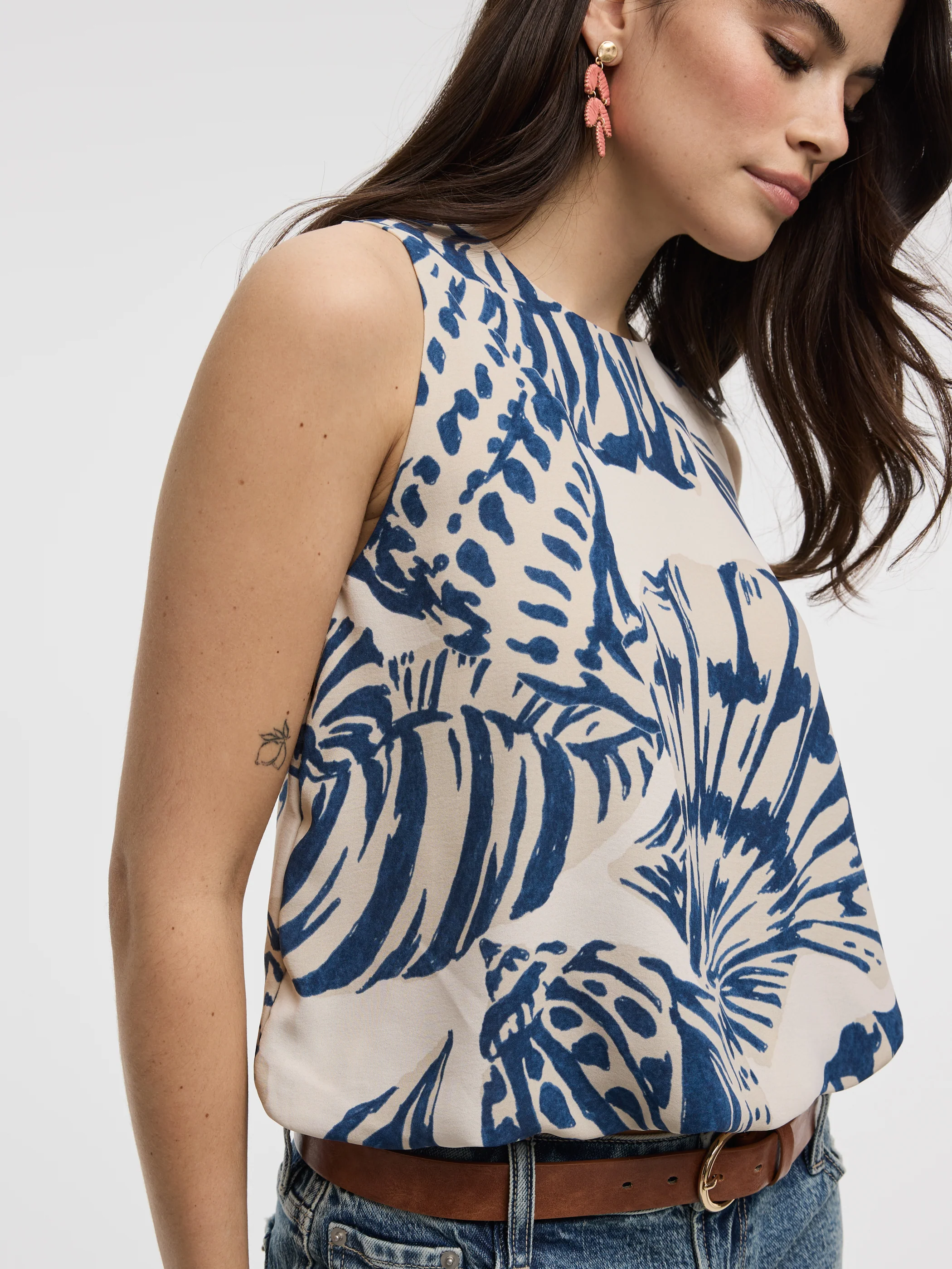 Crew-Neck Tank with Bubble Hem - Image 6