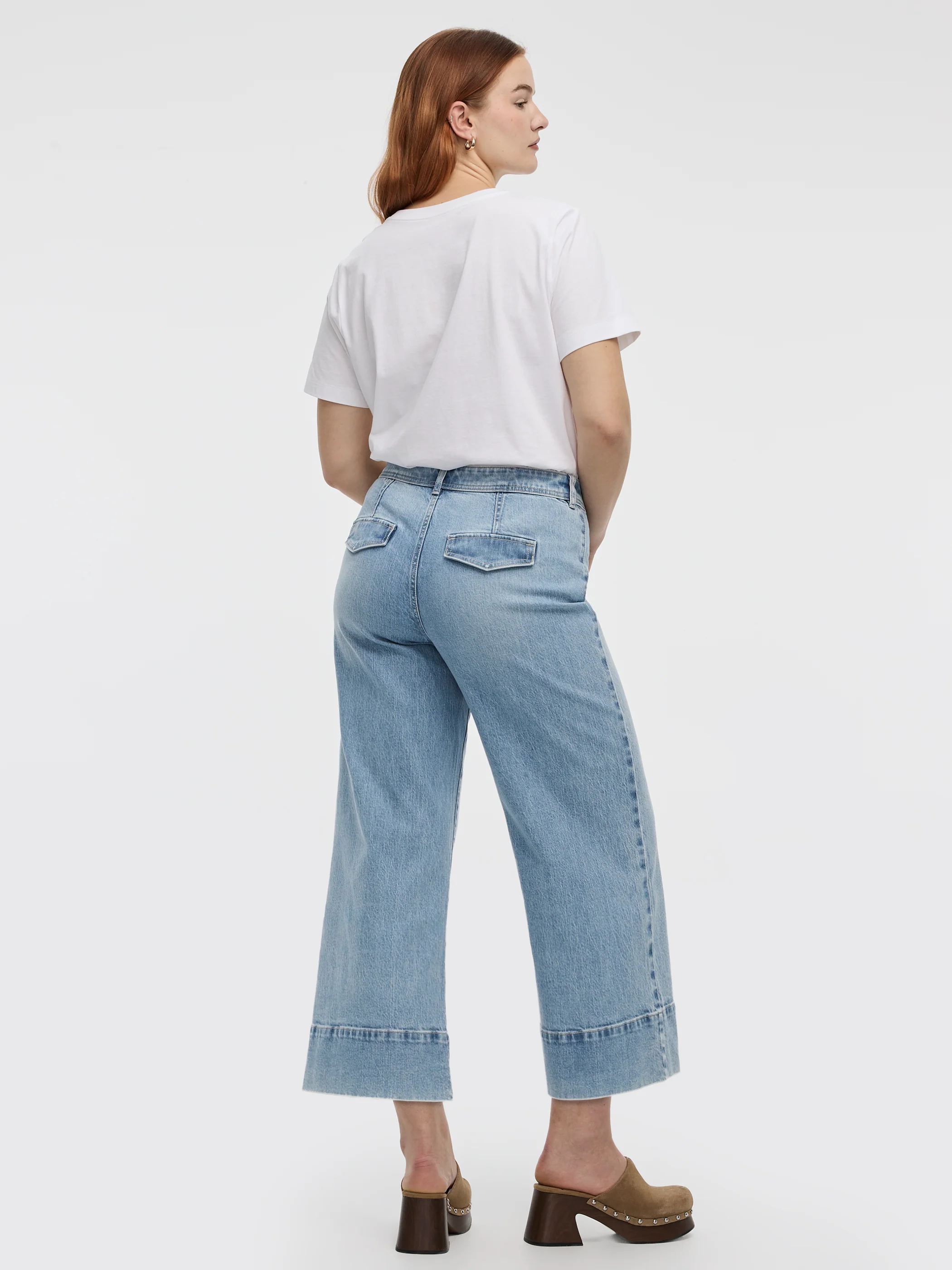Straight-Leg High-Rise Cropped Mariner Jean - Image 5