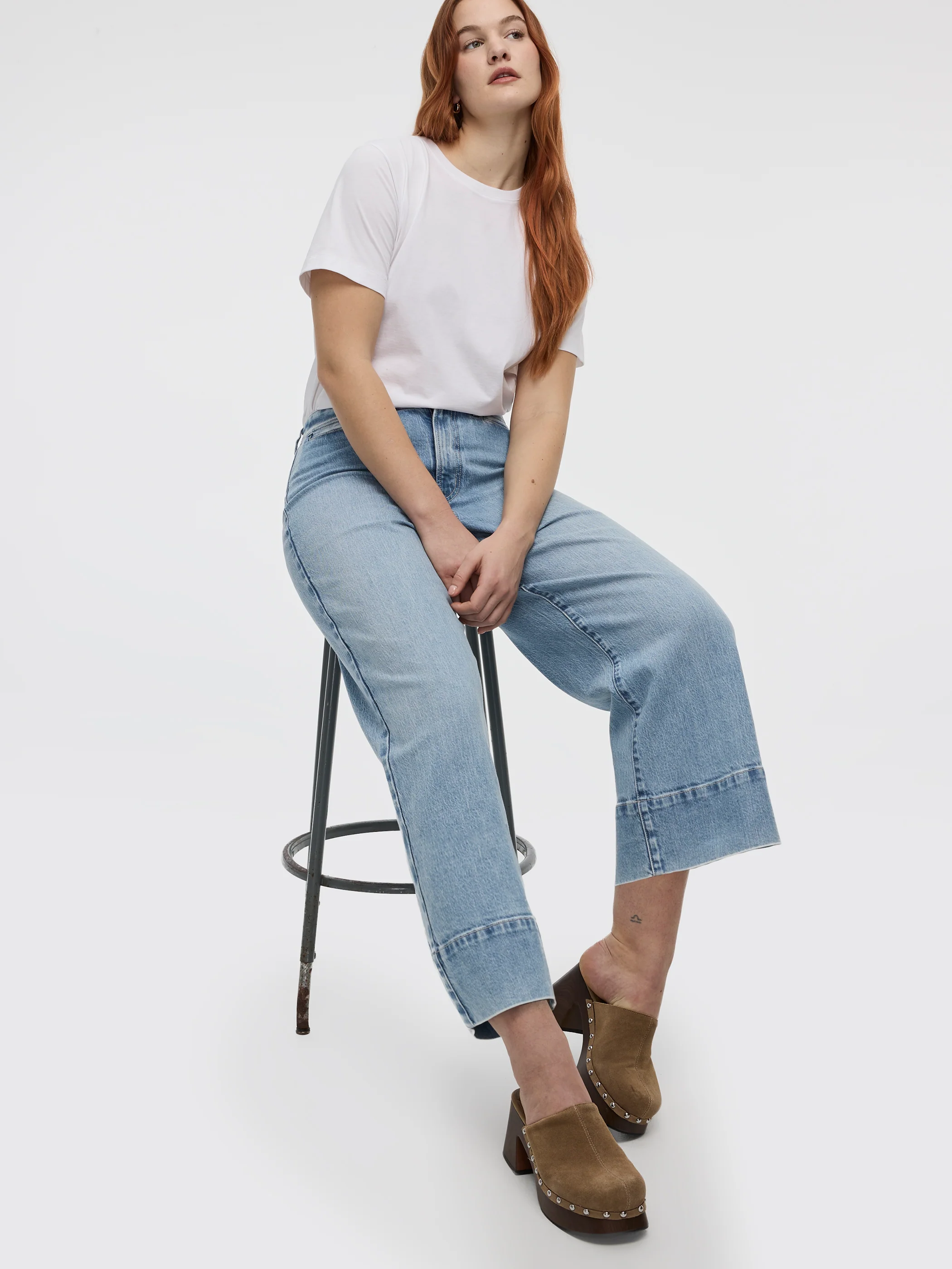 Straight-Leg High-Rise Cropped Mariner Jean - Image 6
