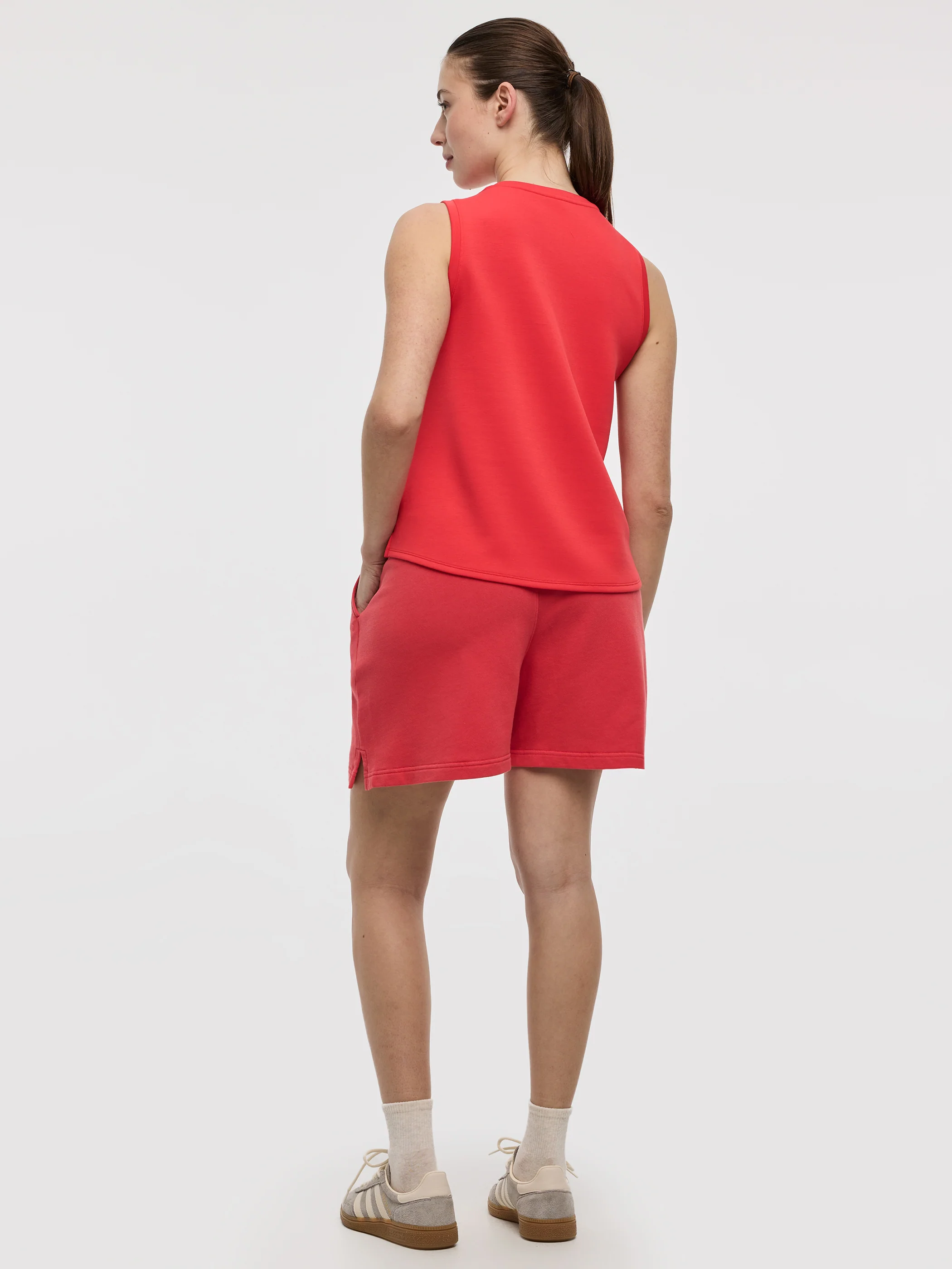 Crew-Neck Tank - HYLUX - Hyba - Image 3