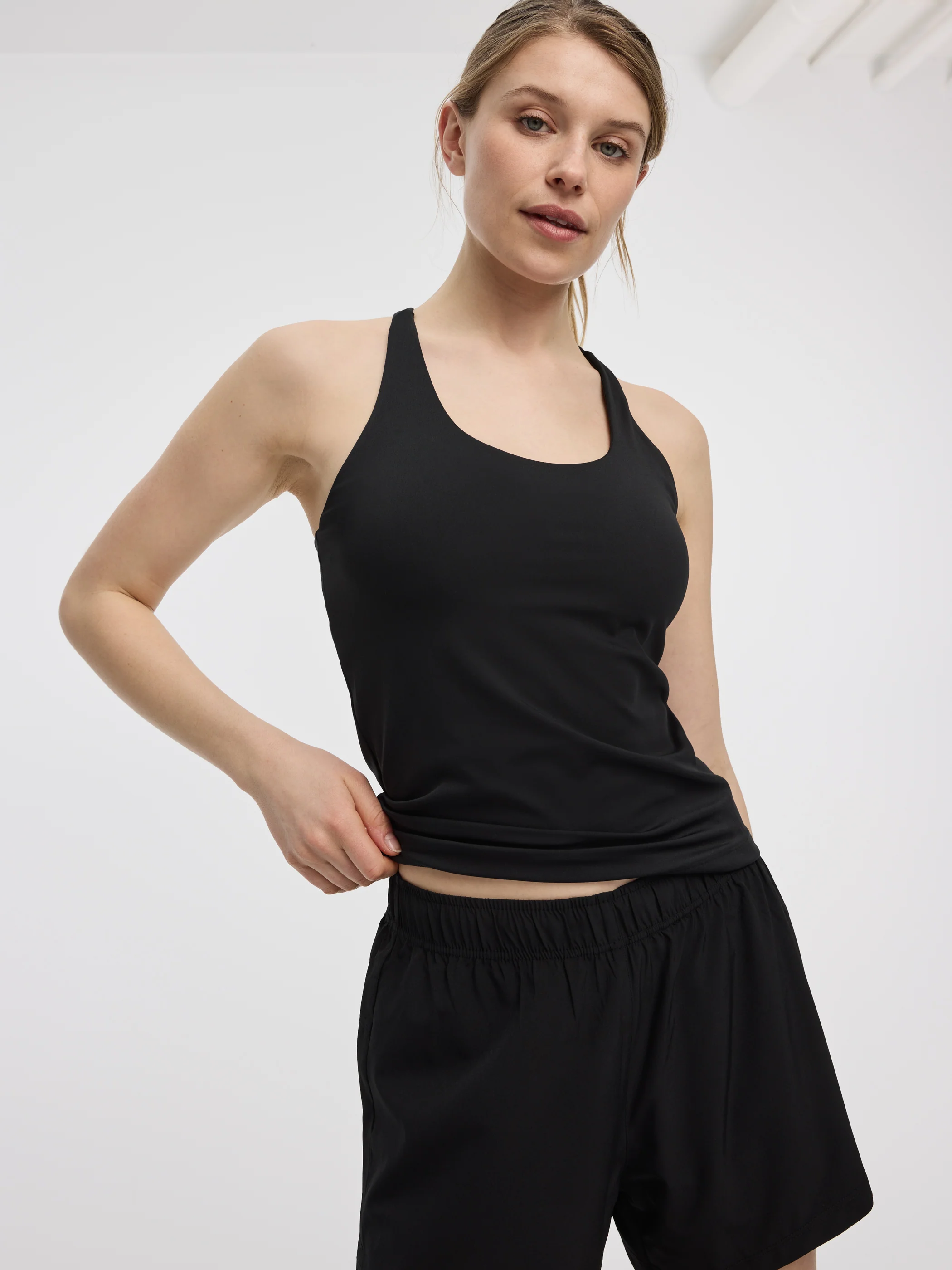 Multi-Strap Sports Bra - PULSE (R) Hyba - Image 4