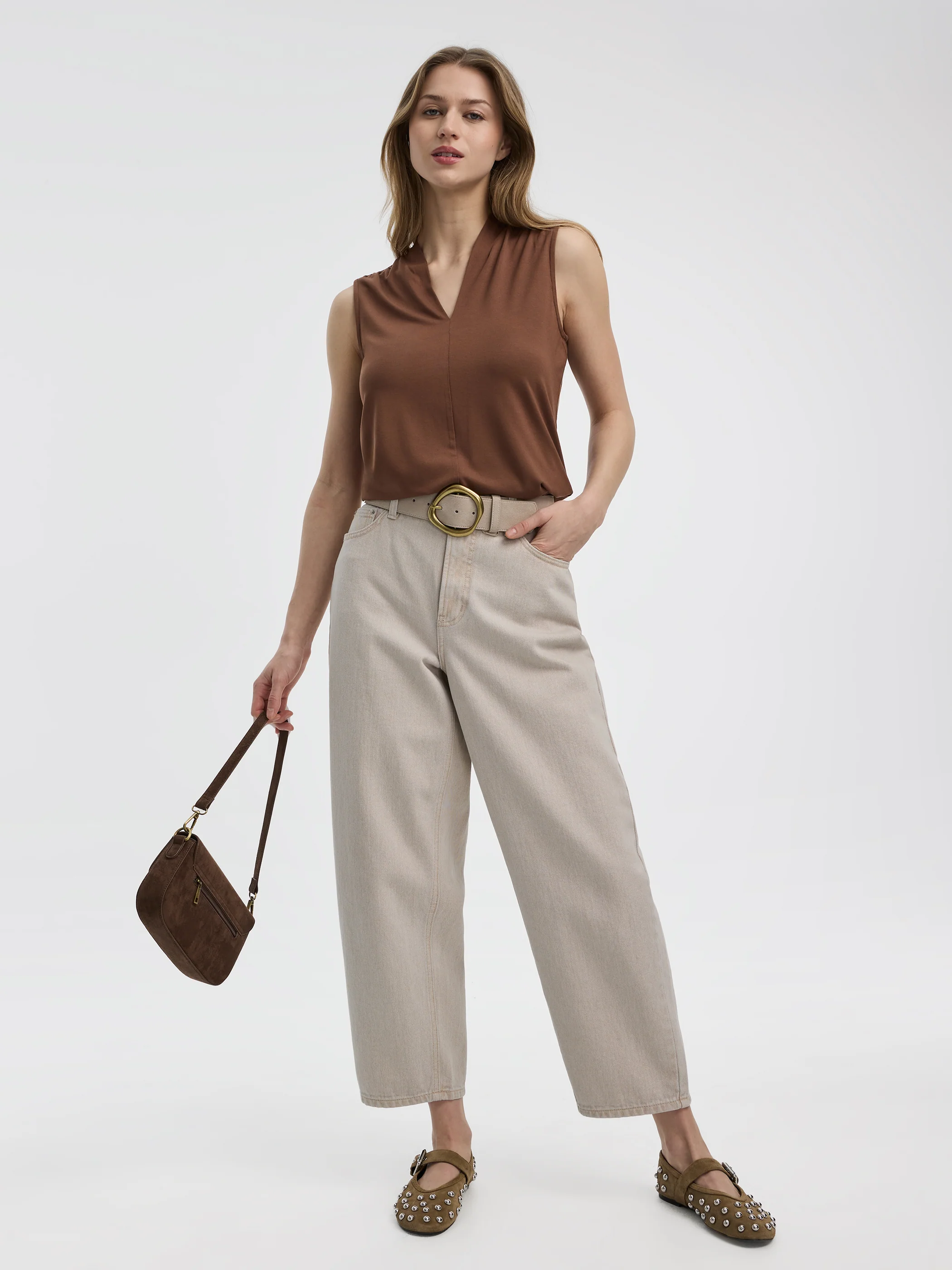 Sleeveless V-Neck Top - Image 16