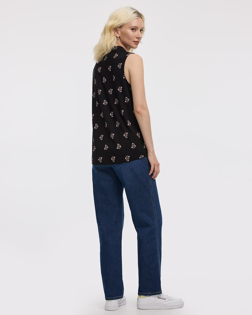 Sleeveless V-Neck Top - Image 22