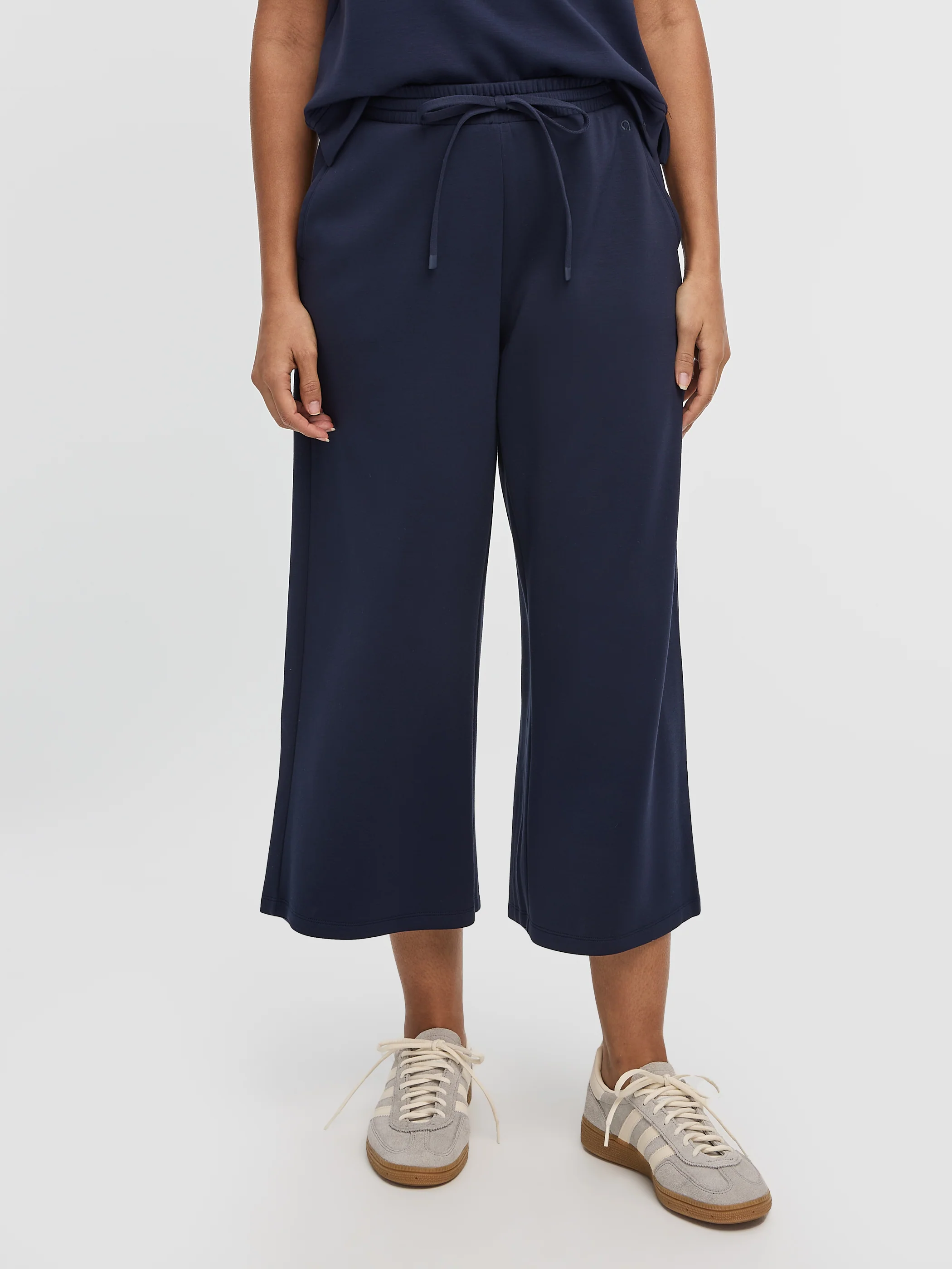 Cropped Wide-Leg Pants - HYLUX Hyba - Image 15