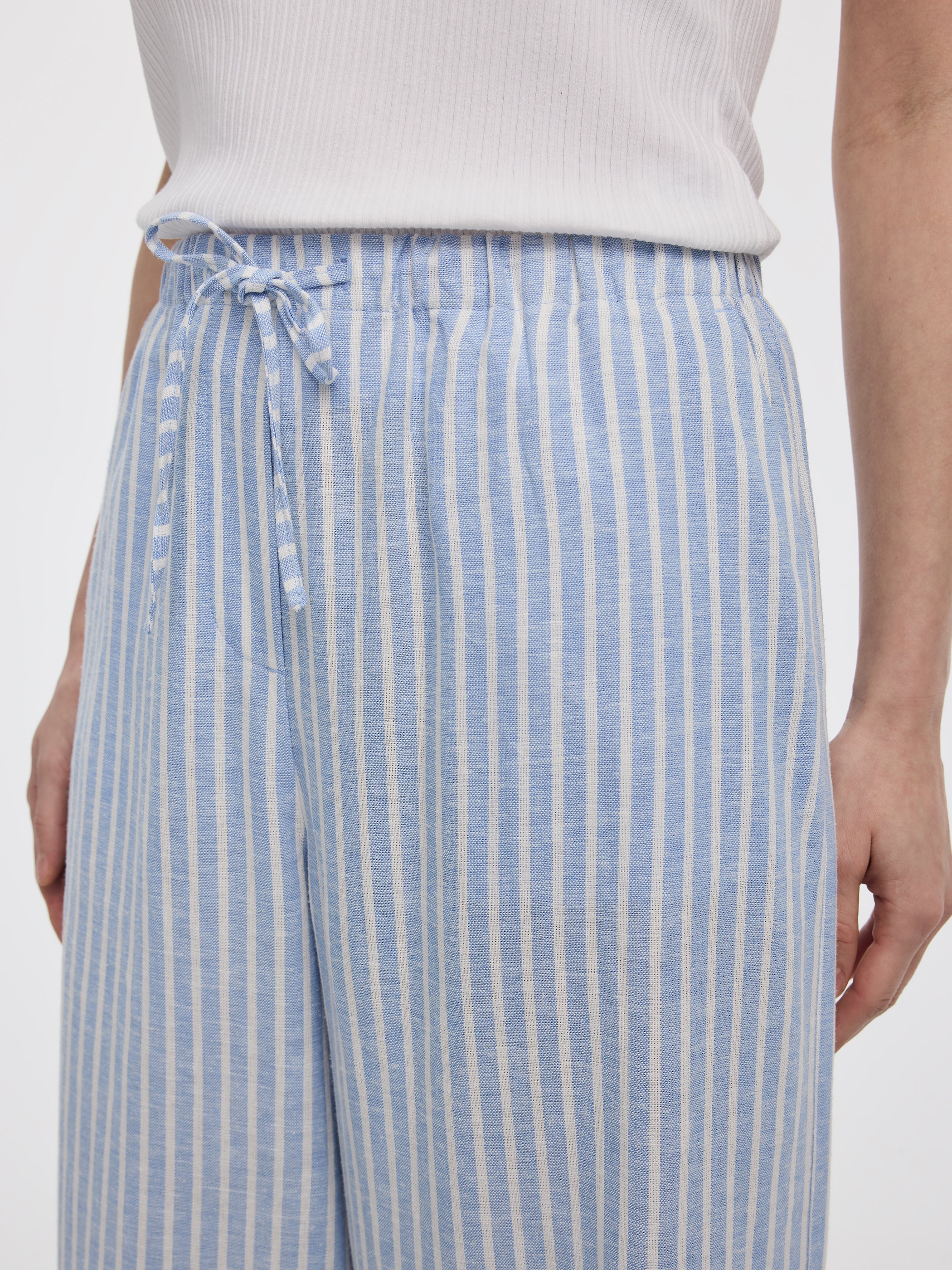 Striped Wide-Leg Linen-Blend Pant - Image 3