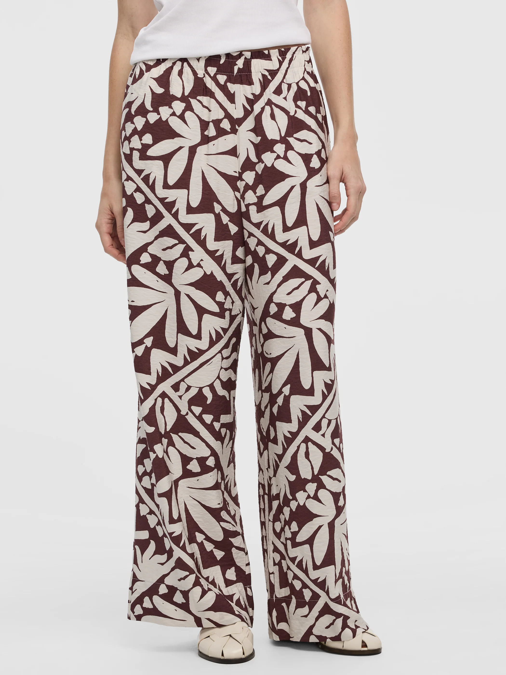 Wide-Leg High-Rise Pull-On Pant - Image 22