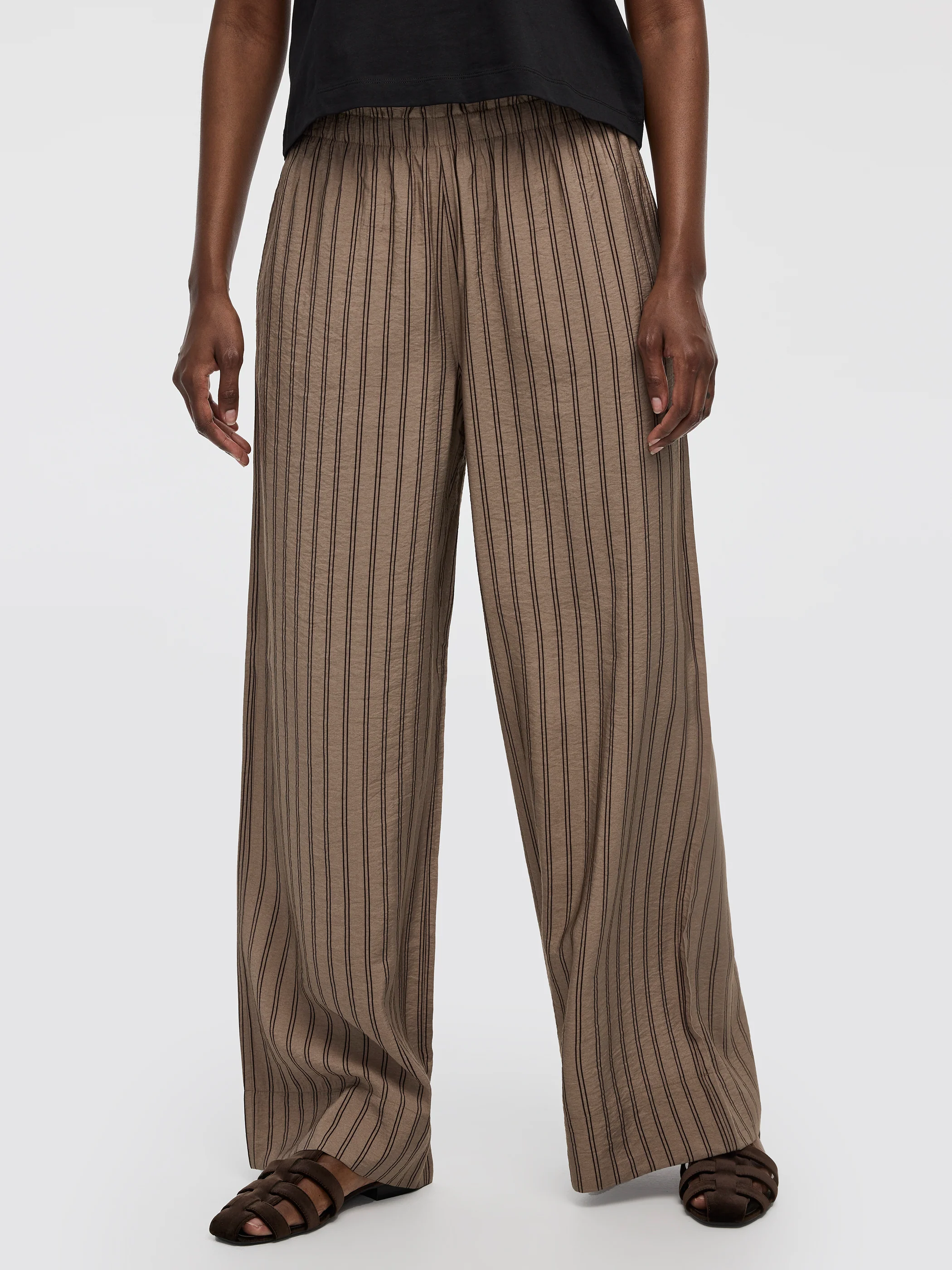 Wide-Leg High-Rise Pull-On Pant - Image 32