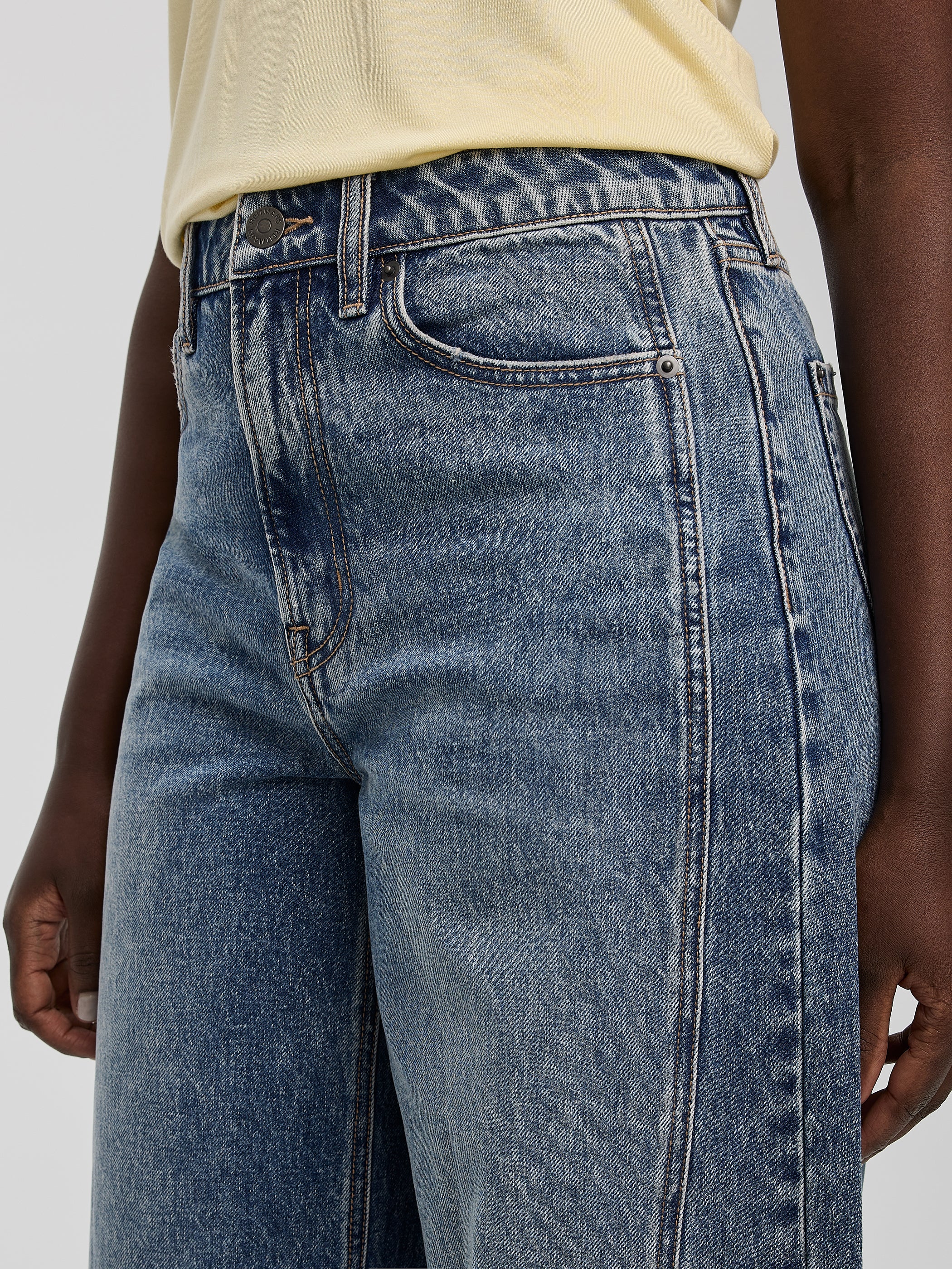 Mid-Rise Barrel Pant - Image 4