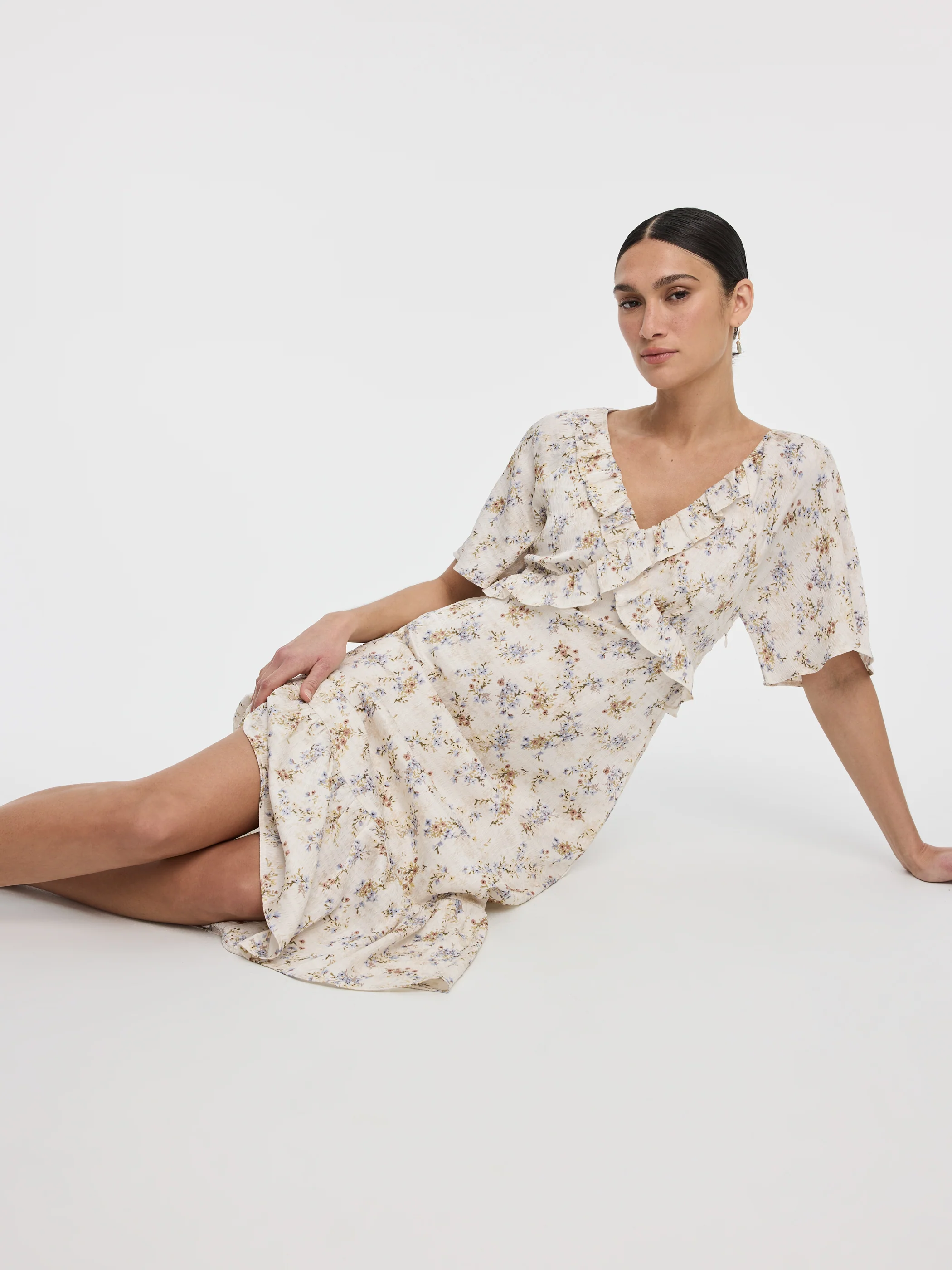 V-Neck Empire-Cut Midi Dress - Image 4