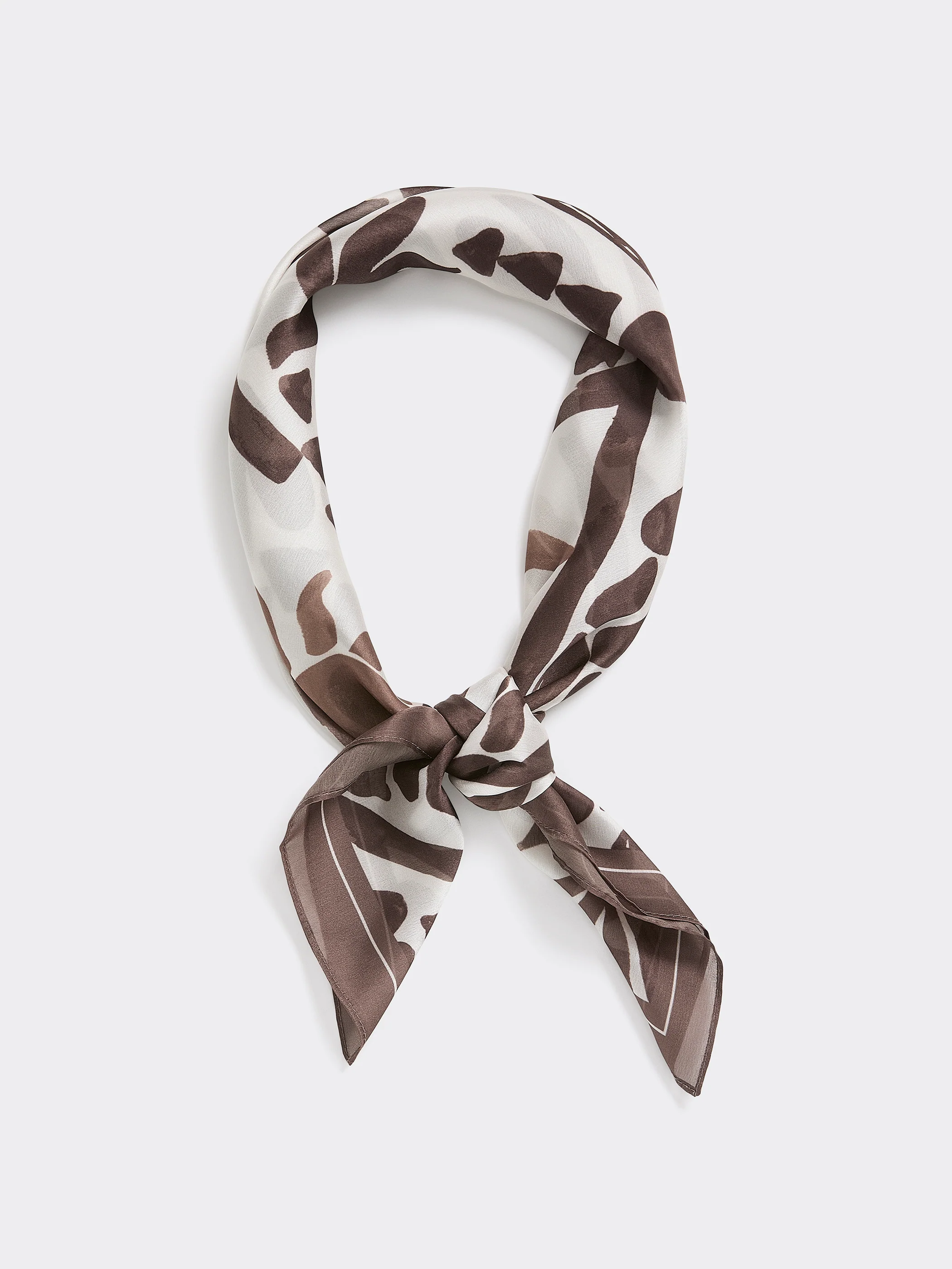 Square Scarf with Foliage Pattern - Image 2