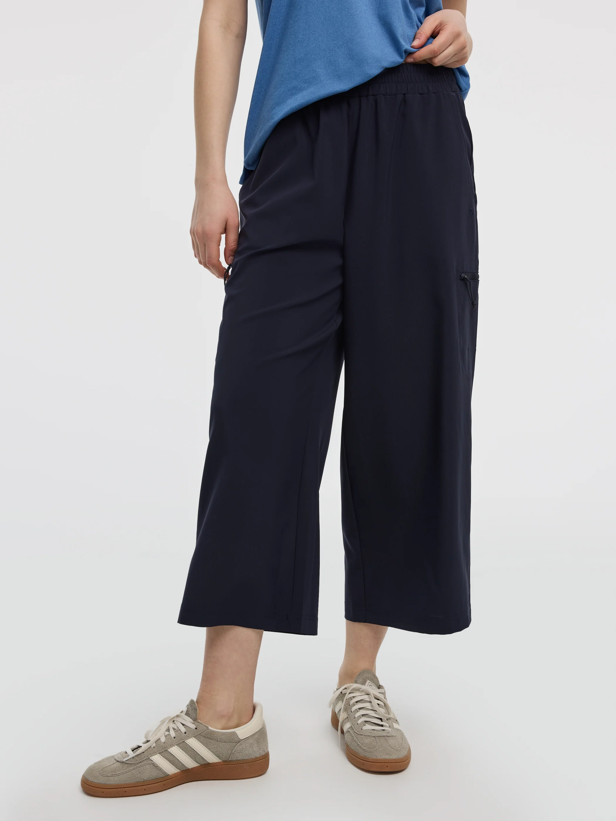 Wide-Leg High-Rise Cropped Pant - Hyba - Image 12