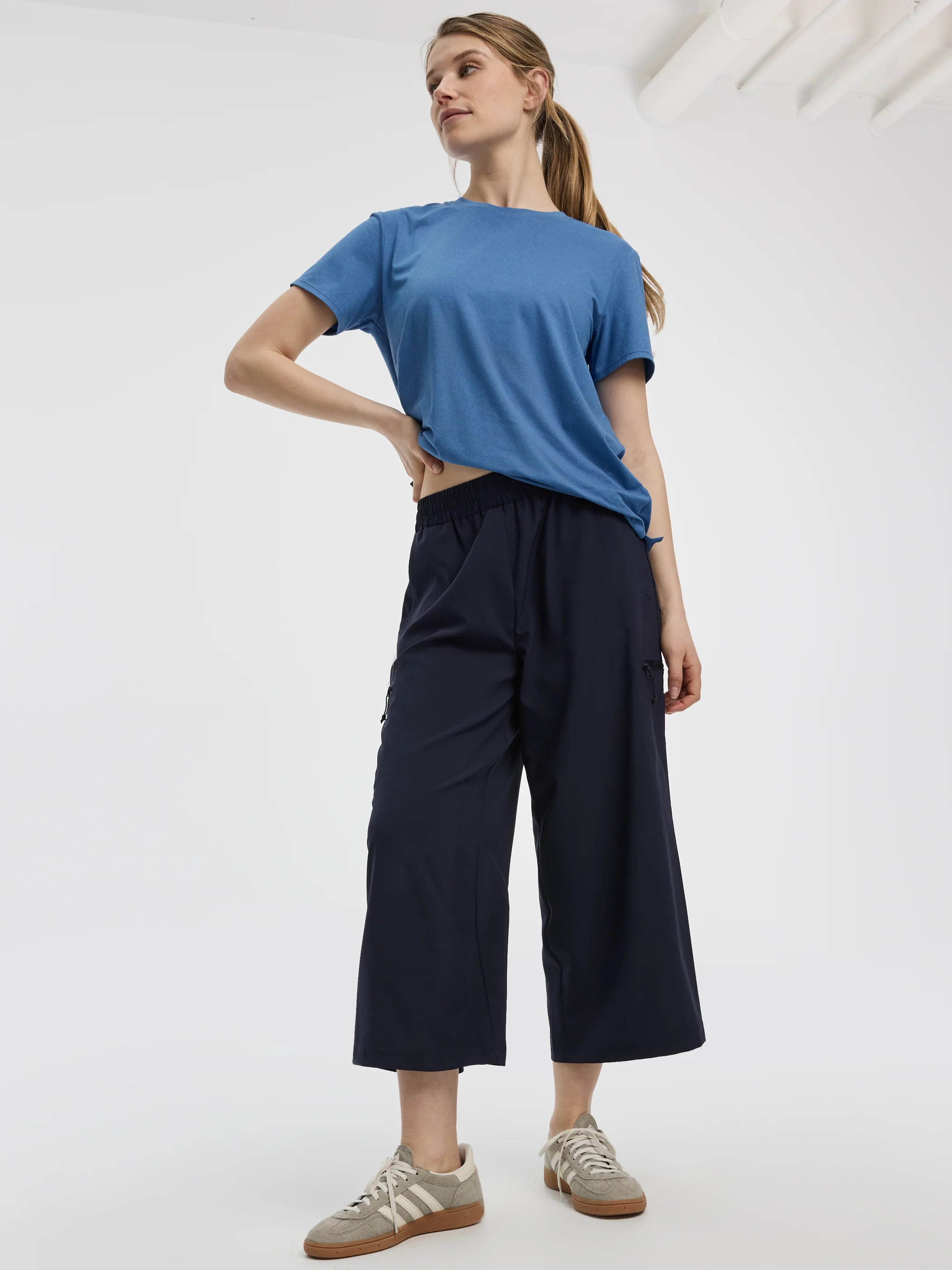 Wide-Leg High-Rise Cropped Pant - Hyba - Image 15