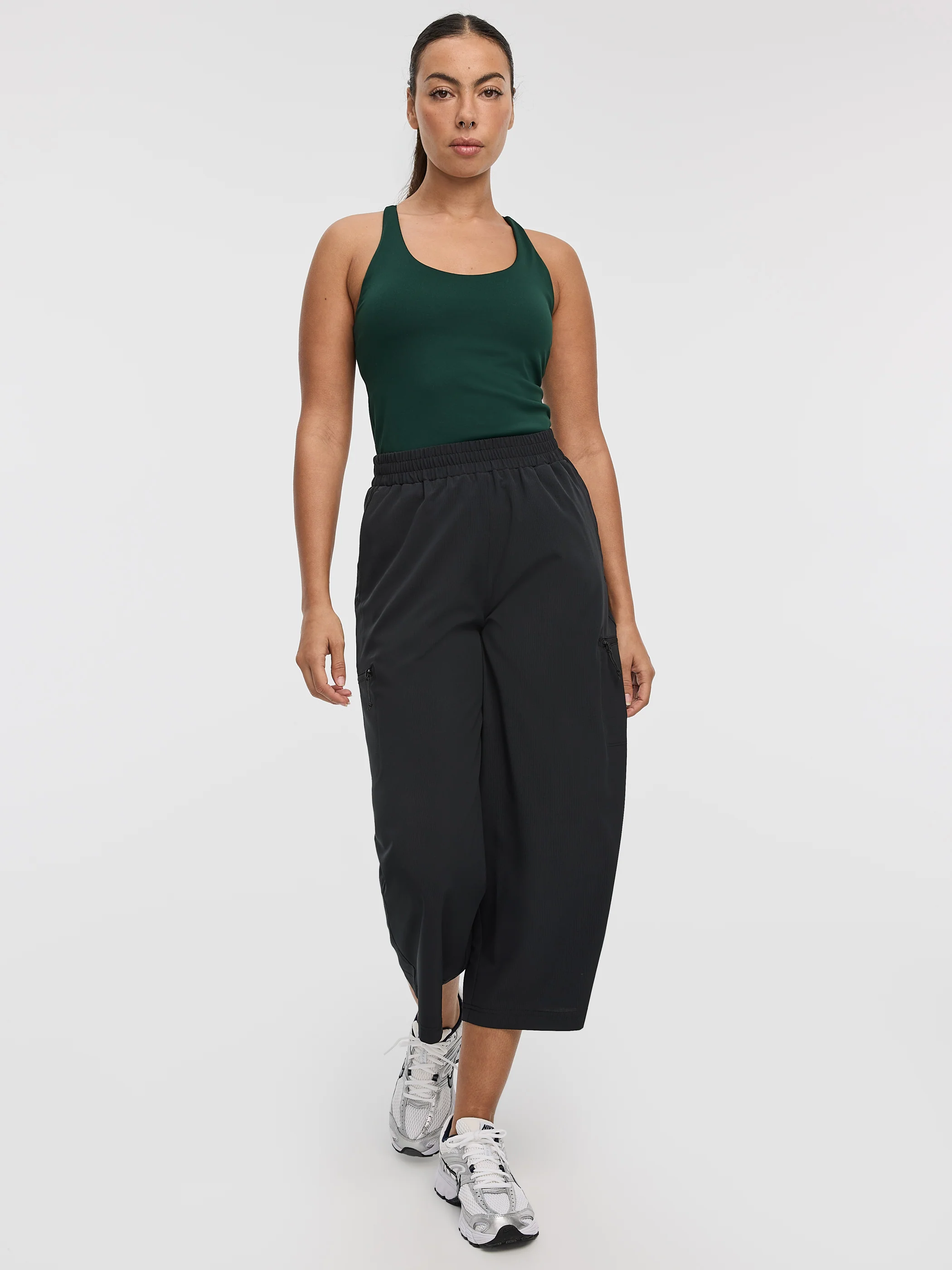 Wide-Leg High-Rise Cropped Pant - Hyba - Image 5